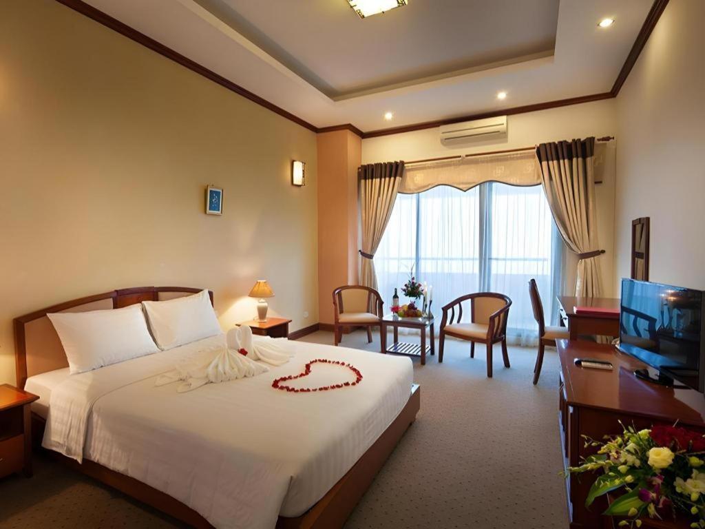 Cwd Hotel Hanoi Exterior photo