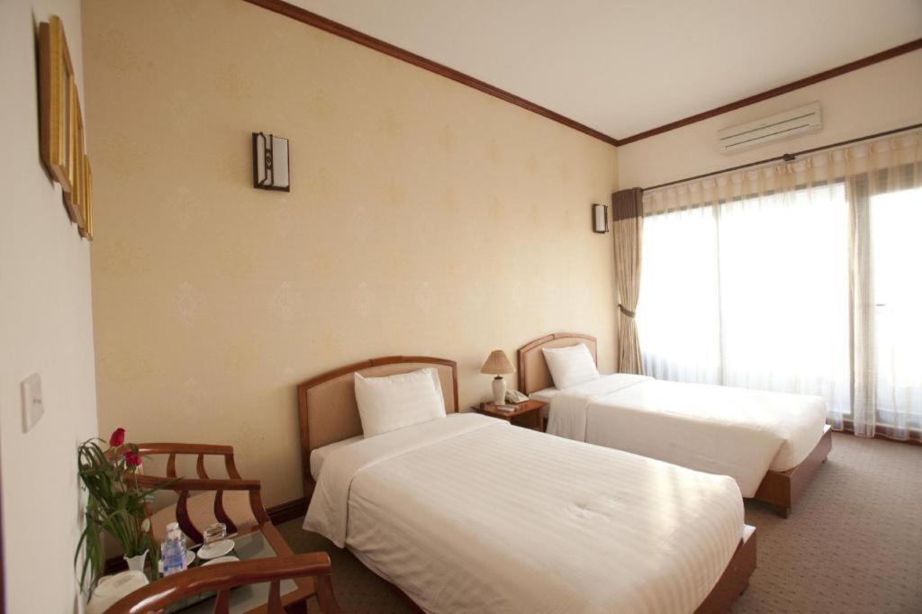 Cwd Hotel Hanoi Exterior photo