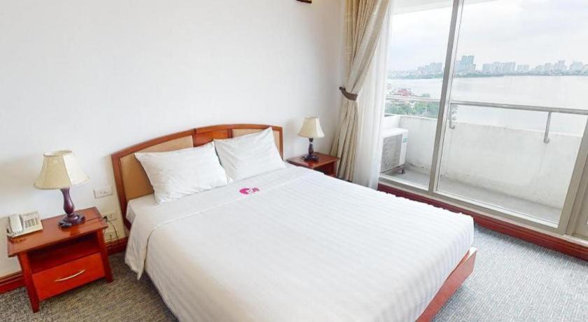 Cwd Hotel Hanoi Exterior photo